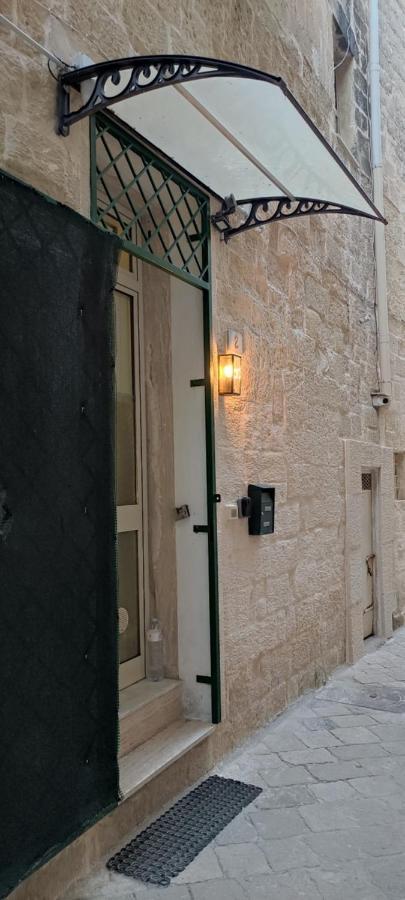 Vicolo Fabry Apartamento Lecce Exterior foto